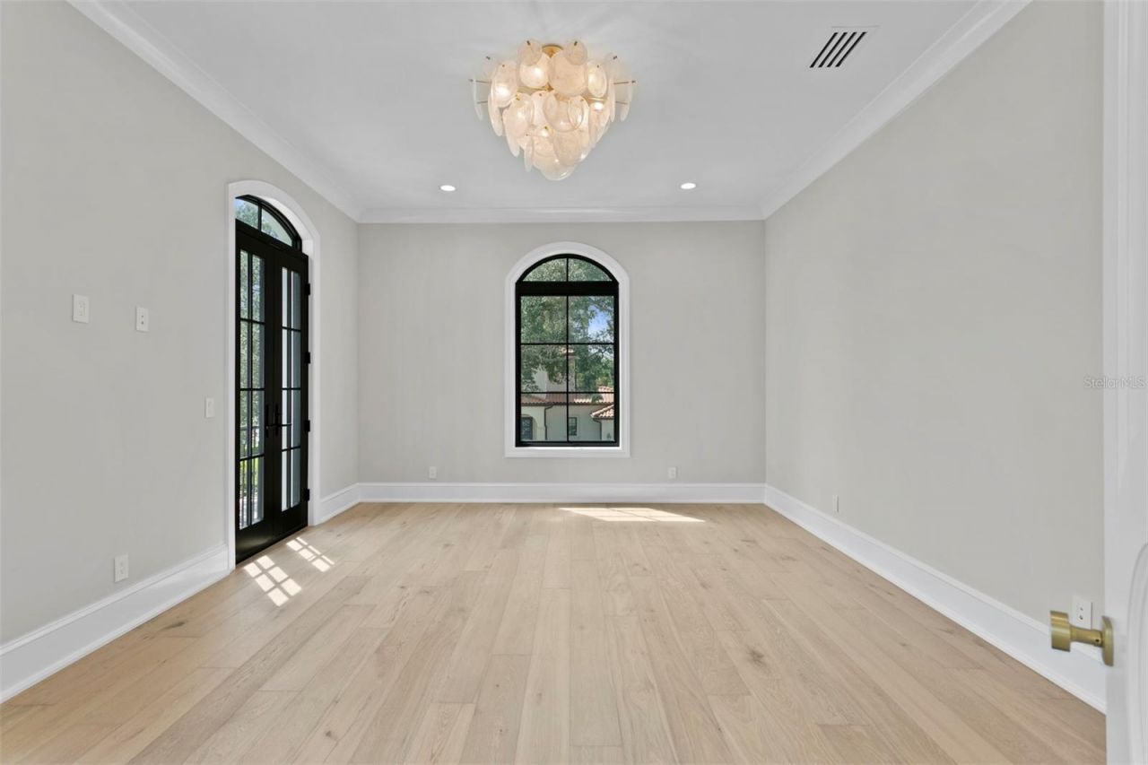 3907 Bayshore Boulevard, Tampa, FL 33611 Photo