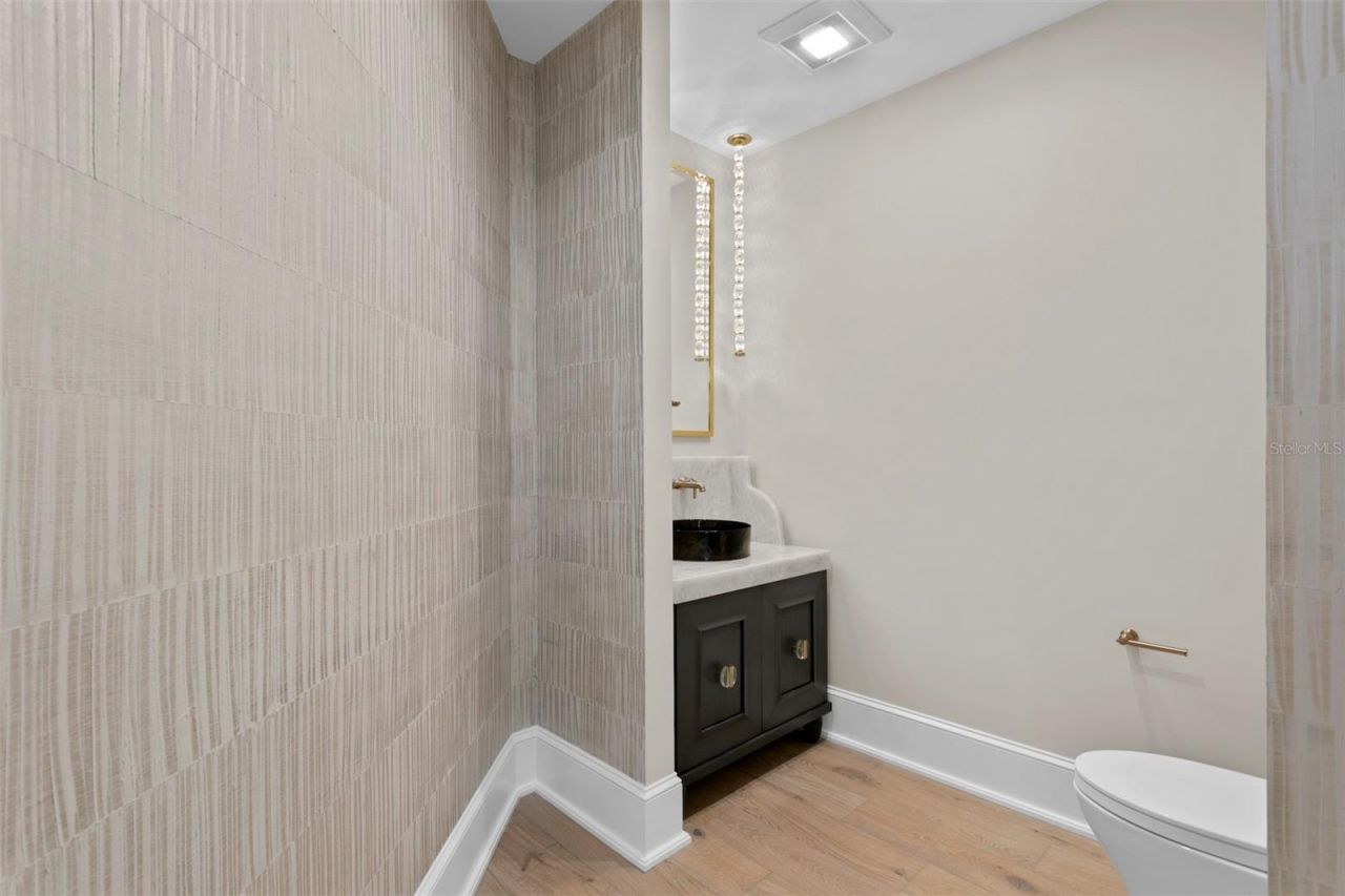 3907 Bayshore Boulevard, Tampa, FL 33611 Photo