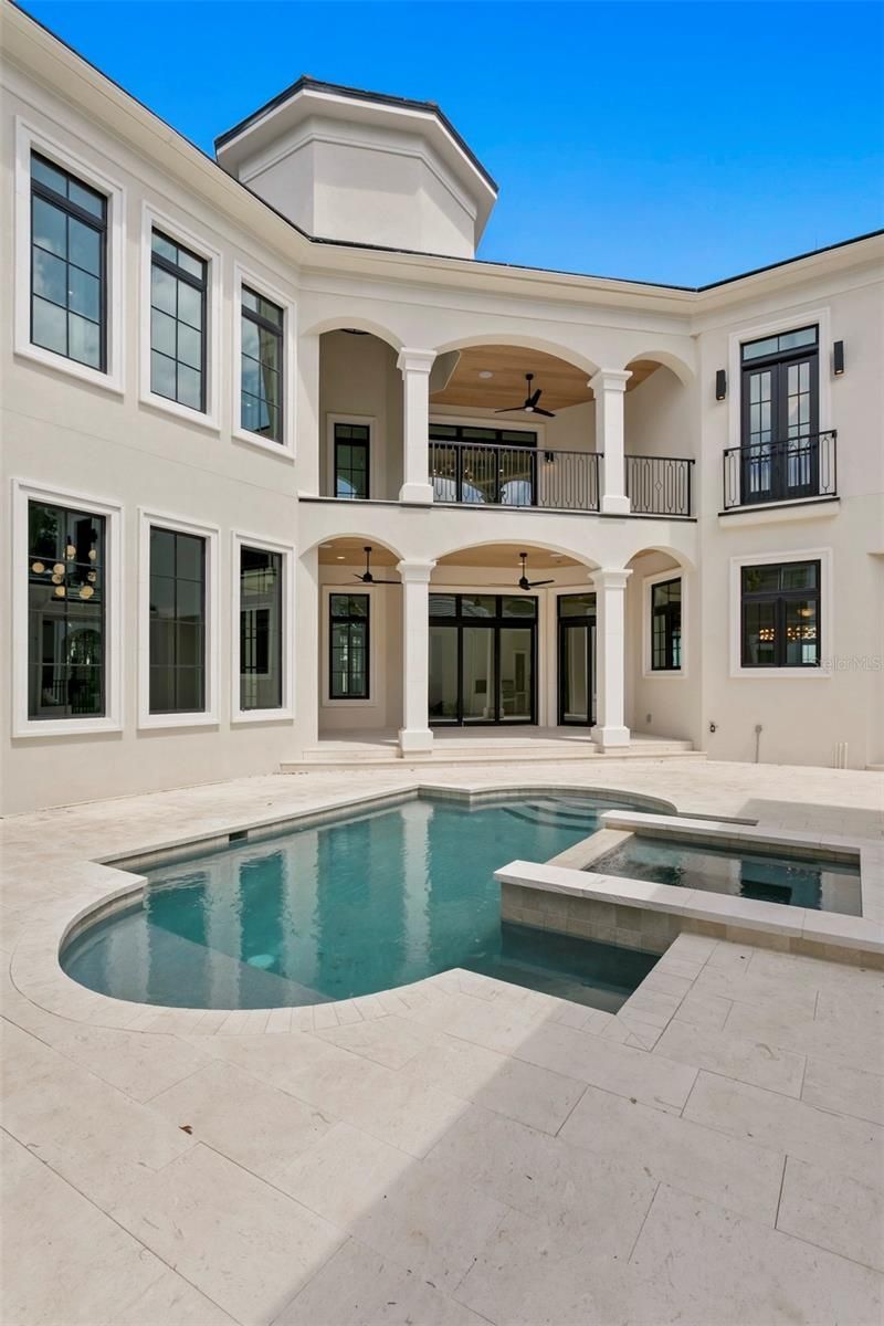 3907 Bayshore Boulevard, Tampa, FL 33611 Photo