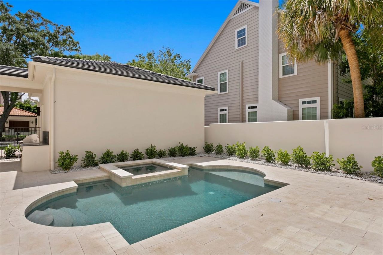 3907 Bayshore Boulevard, Tampa, FL 33611 Photo