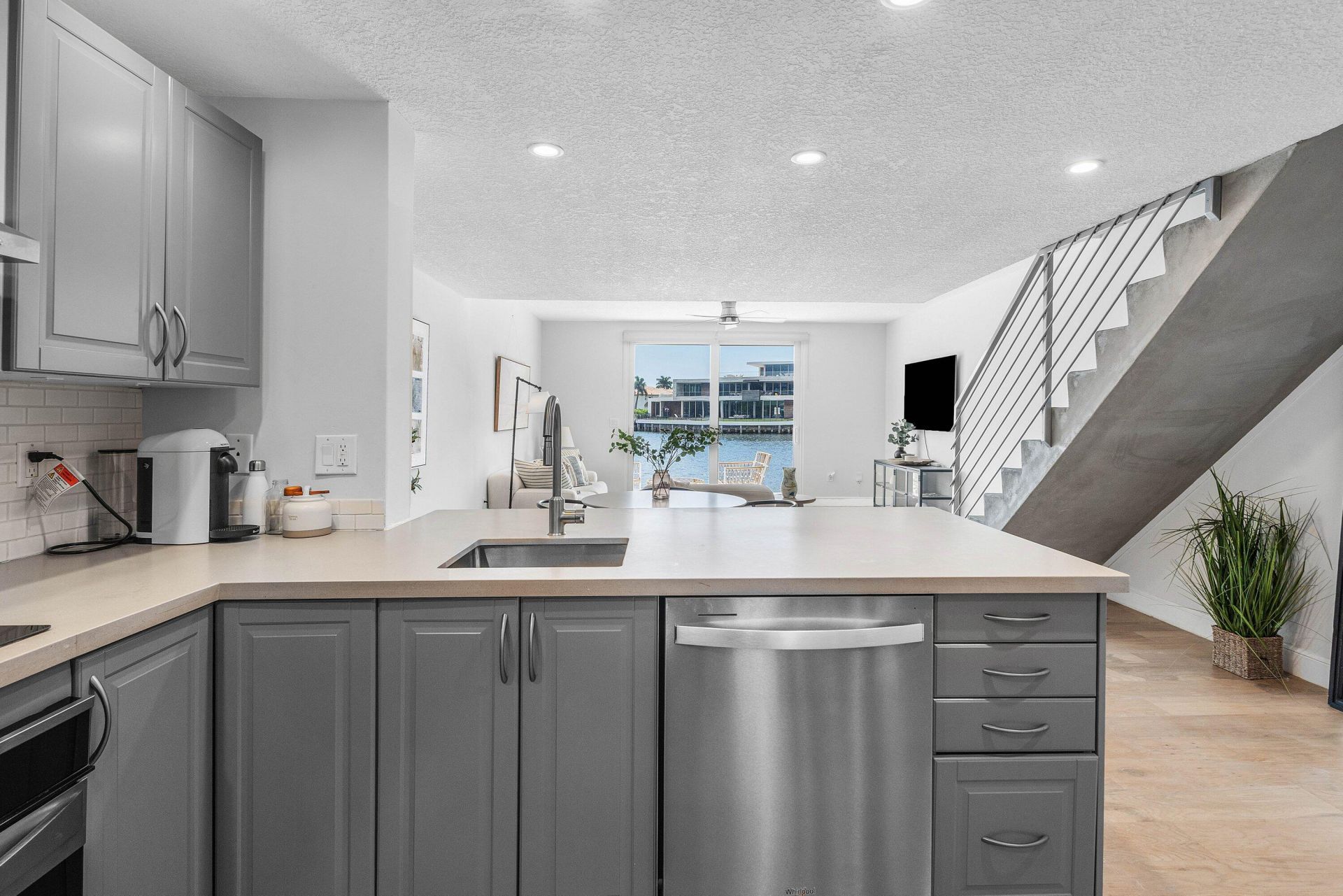 900 Jeffery Street, Boca Raton, FL 33487 Photo