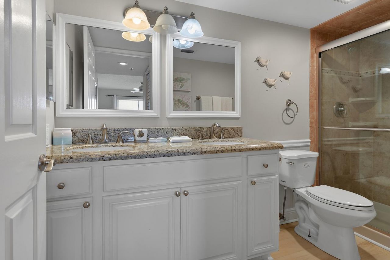 275 Palm Avenue, Unit A407, Jupiter, FL 33477 Photo