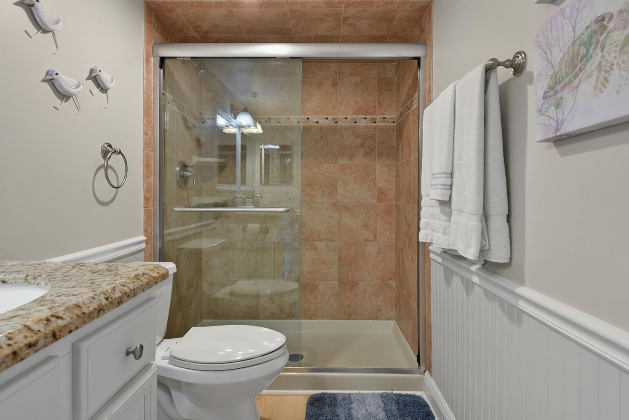 275 Palm Avenue, Unit A407, Jupiter, FL 33477 Photo