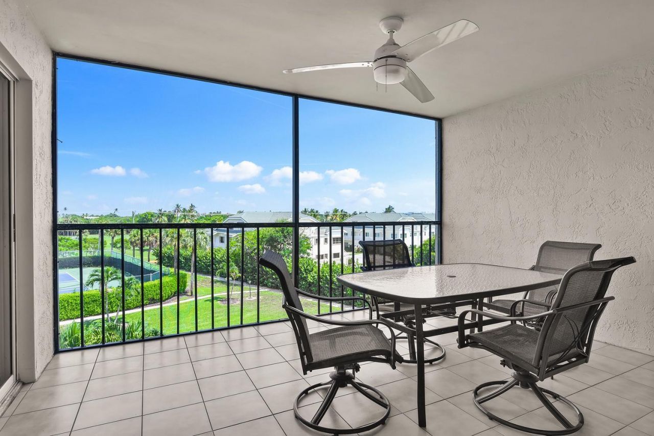 275 Palm Avenue, Unit A407, Jupiter, FL 33477 Photo