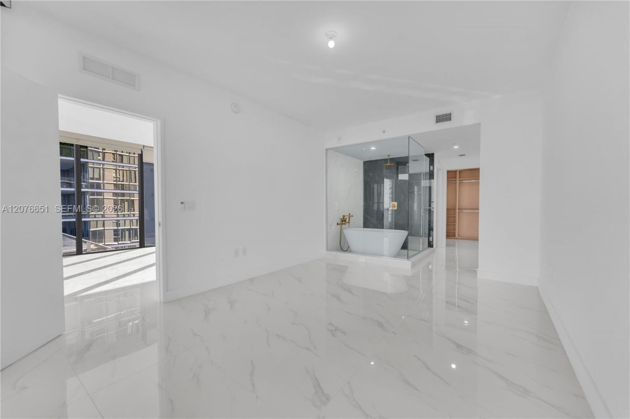 700 NE 24th Street , Unit 1407, Miami, FL 33137 Photo