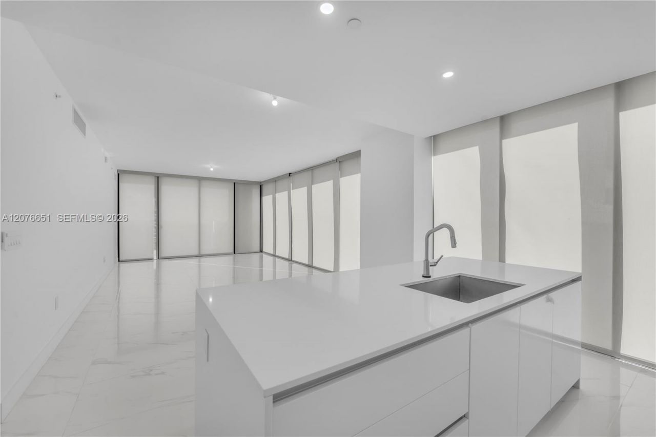 700 NE 24th Street , Unit 1407, Miami, FL 33137 Photo