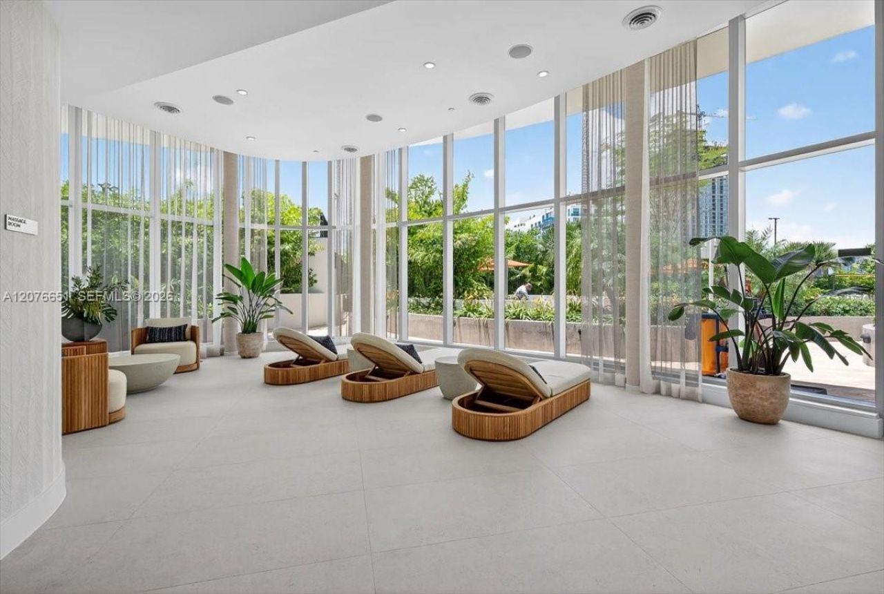 700 NE 24th Street , Unit 1407, Miami, FL 33137 Photo