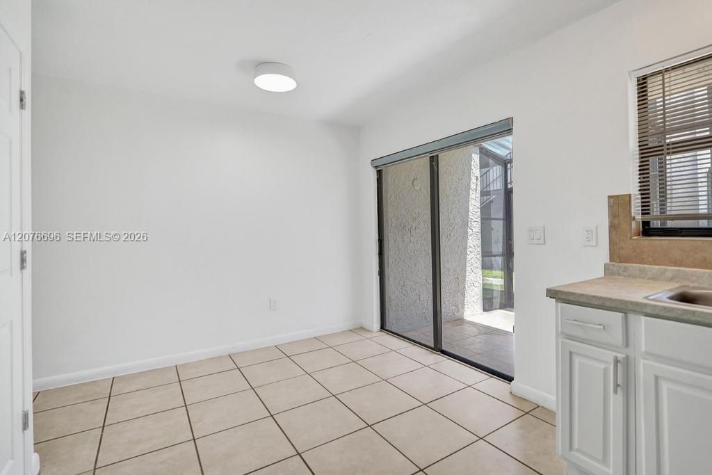 4511 Treehouse Ln, Unit B, Tamarac, FL 33319 Photo