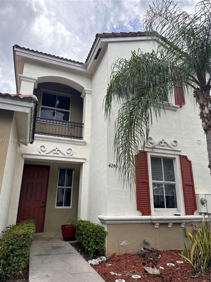 4240 NE 9th St, Homestead, FL 33033 Photo