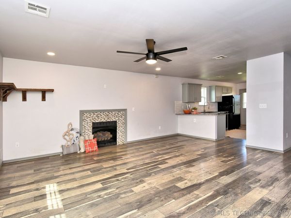 212 DP Newman Circle , Kiefer, OK 74041