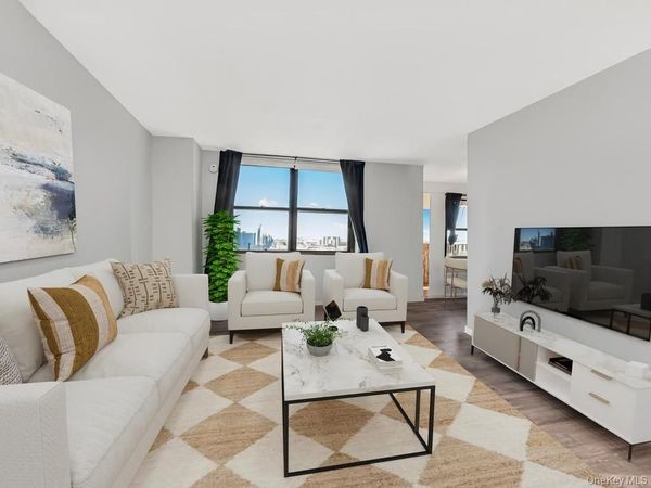 920 Metcalf Avenue , Unit 14J, Bronx, NY 10473