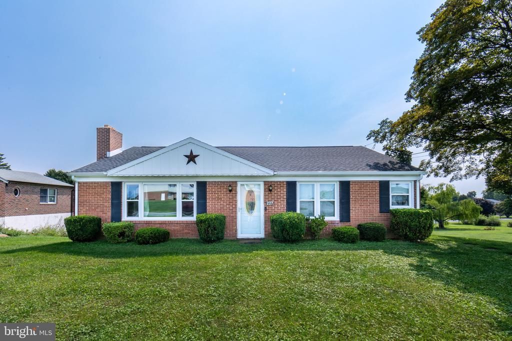 227 N MAIN STREET, SHREWSBURY, PA 17361