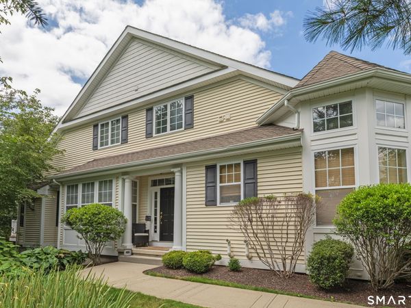 10 Dogwood , Unit 10, Middlebury, CT 06762