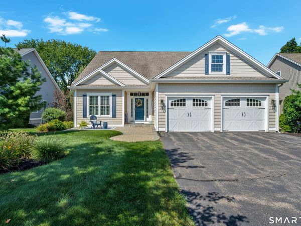 10 Crestview, Unit 10, Middlefield, CT 06481