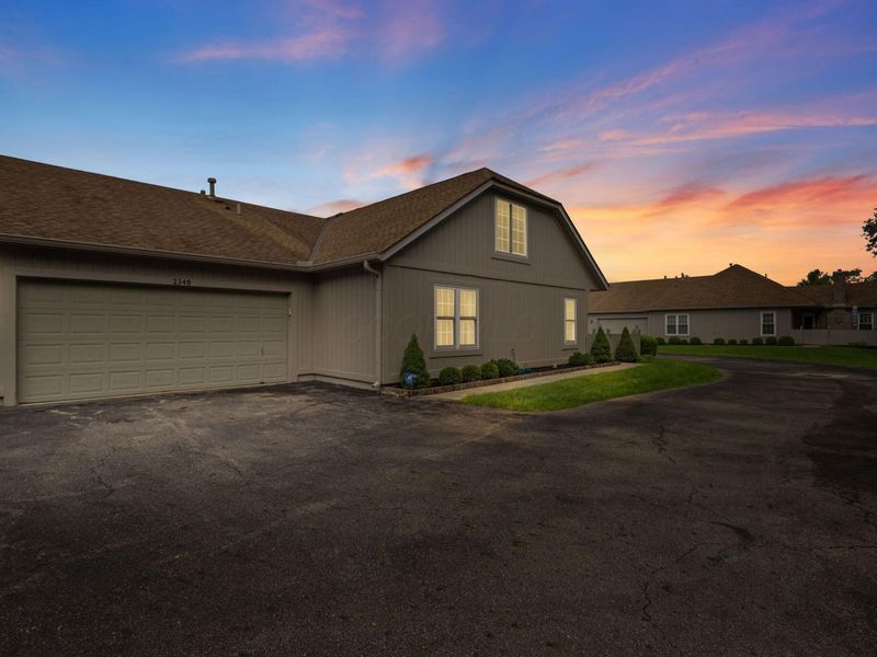 2348 Willowside Lane, Grove City, OH 43123 Photo 4
