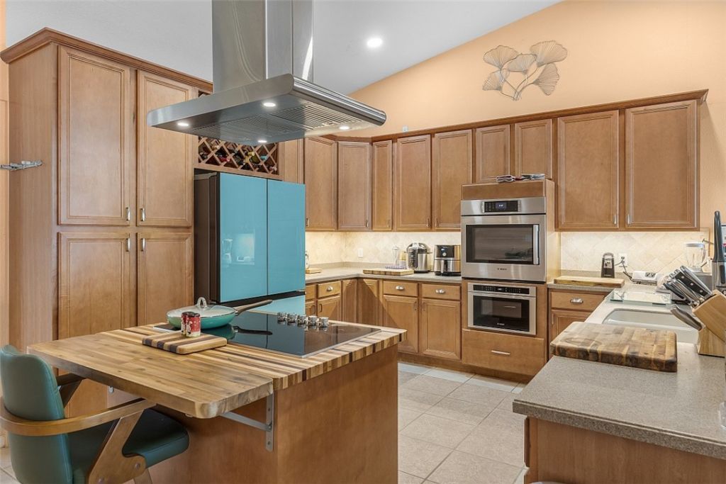8375 99th Court, Vero Beach, FL 32967 Photo