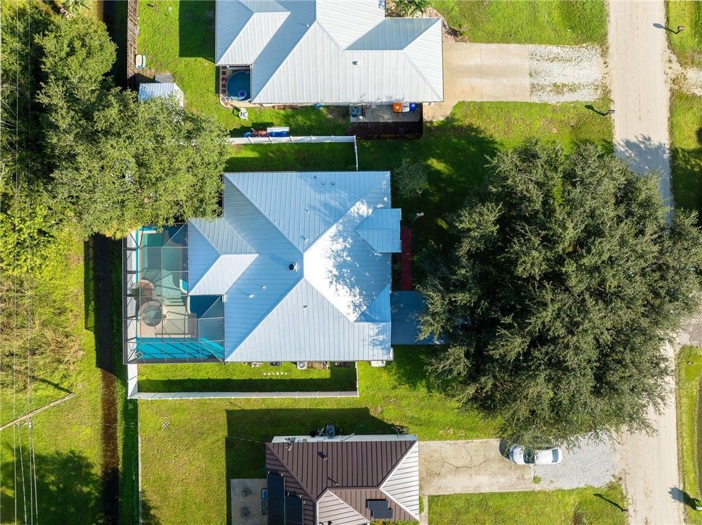 8375 99th Court, Vero Beach, FL 32967 Photo