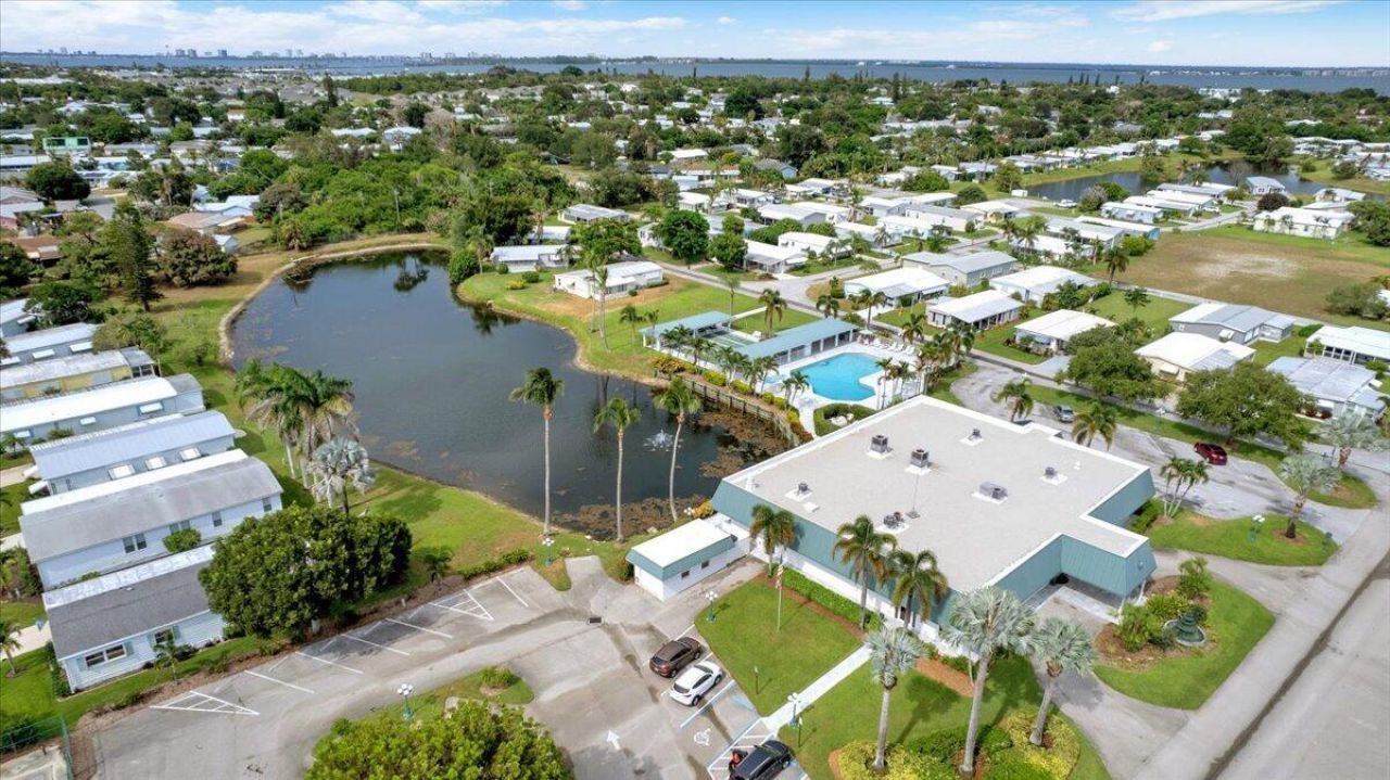 360 NE Jade Circle, Jensen Beach, FL 34957 Photo