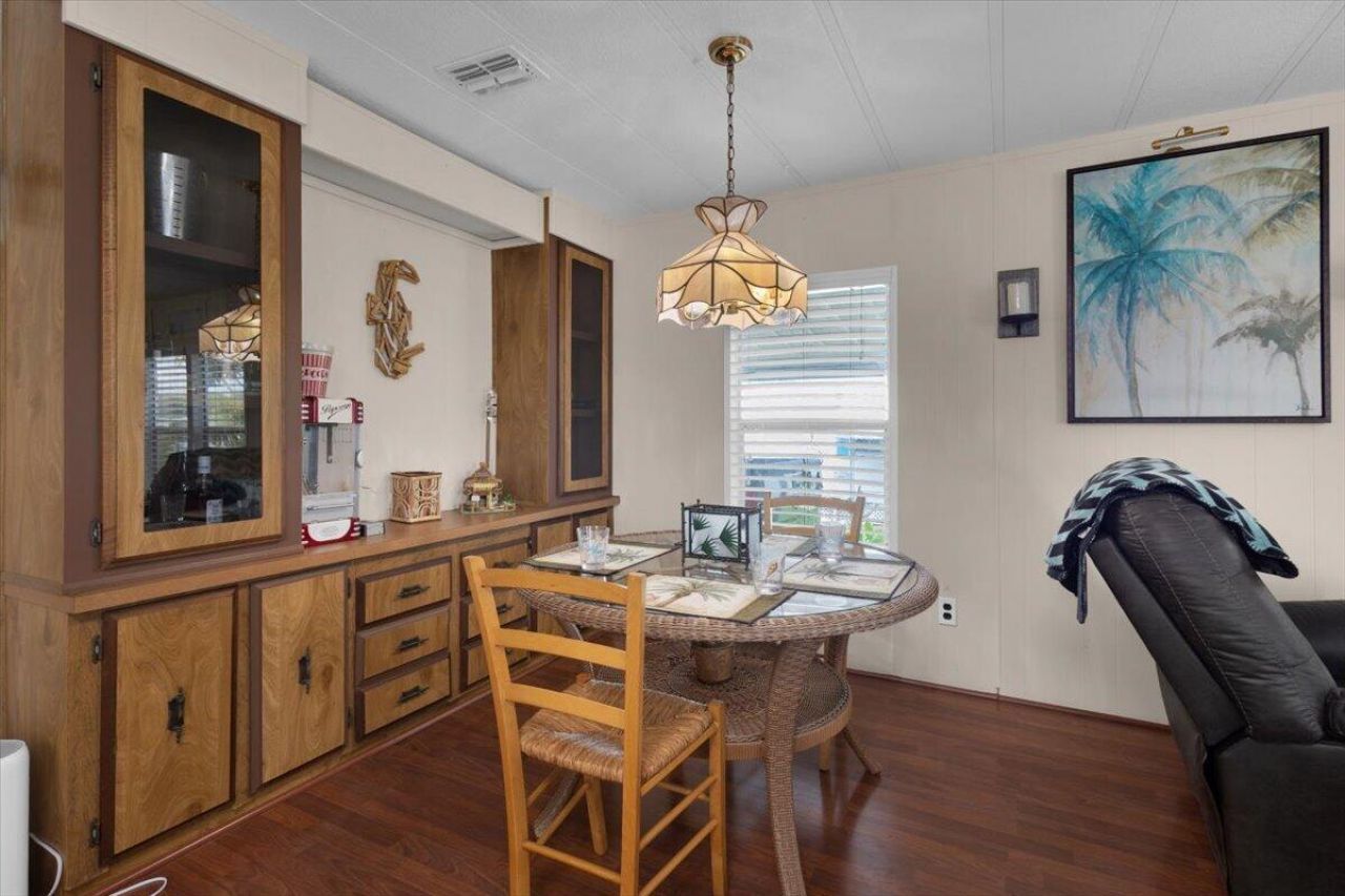 360 NE Jade Circle, Jensen Beach, FL 34957 Photo