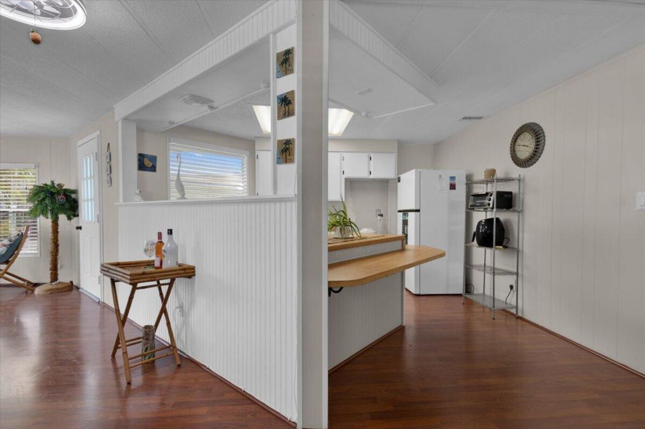 360 NE Jade Circle, Jensen Beach, FL 34957 Photo