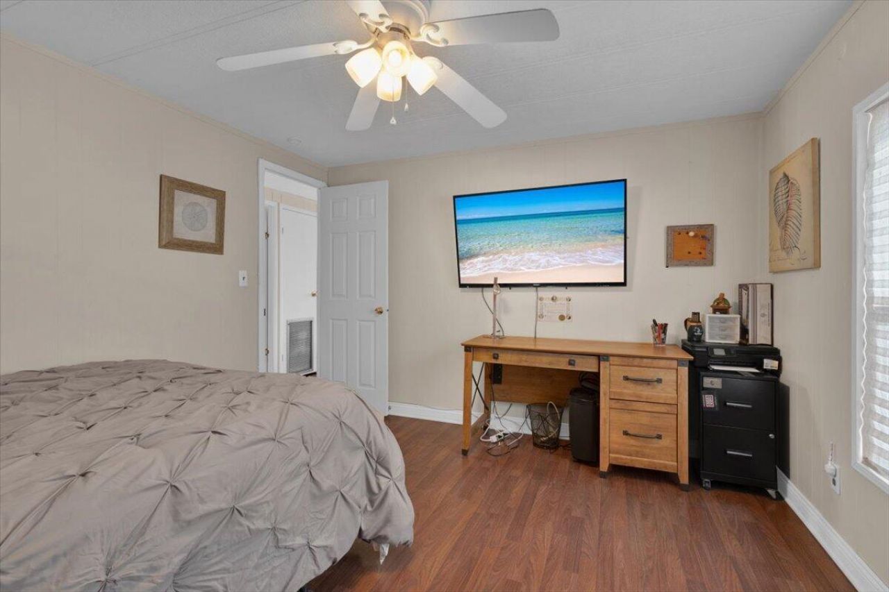 360 NE Jade Circle, Jensen Beach, FL 34957 Photo