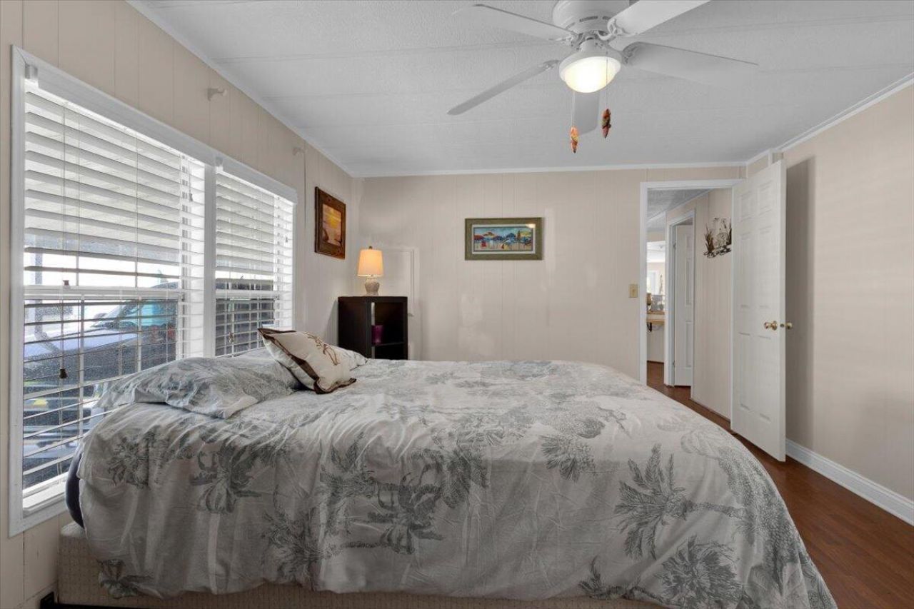 360 NE Jade Circle, Jensen Beach, FL 34957 Photo