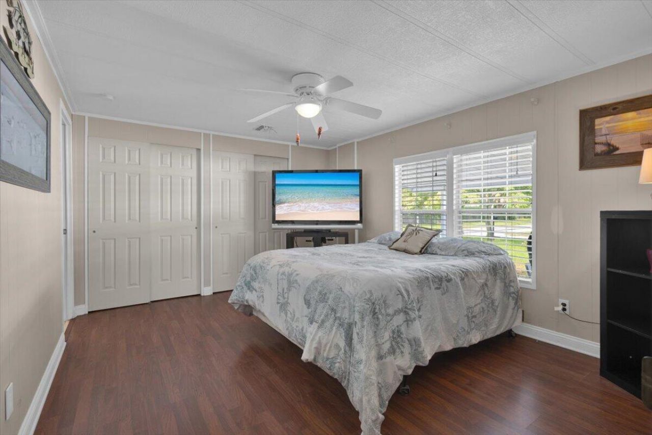 360 NE Jade Circle, Jensen Beach, FL 34957 Photo