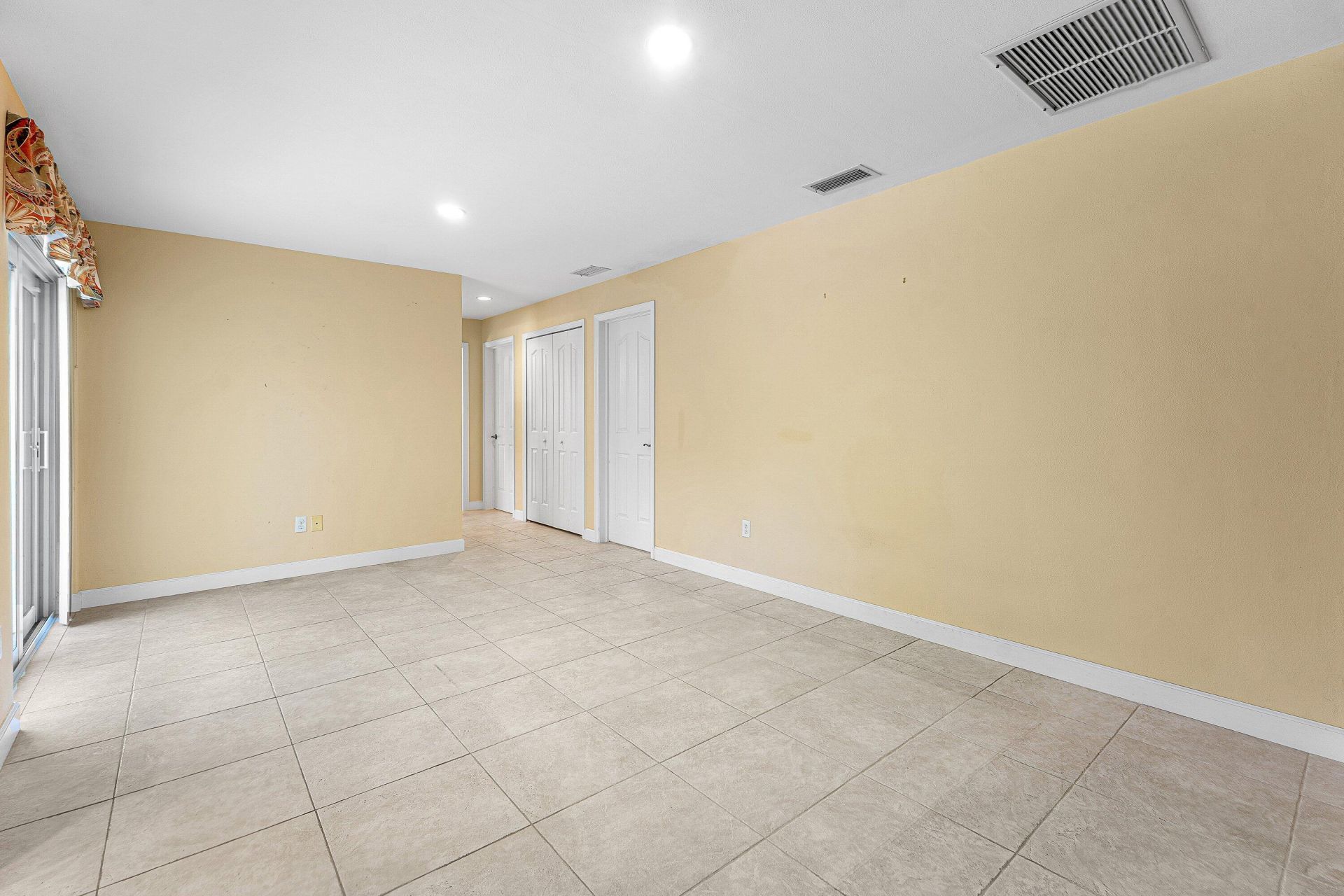 8645 Square Lake Drive, Palm Beach Gardens, FL 33418 Photo