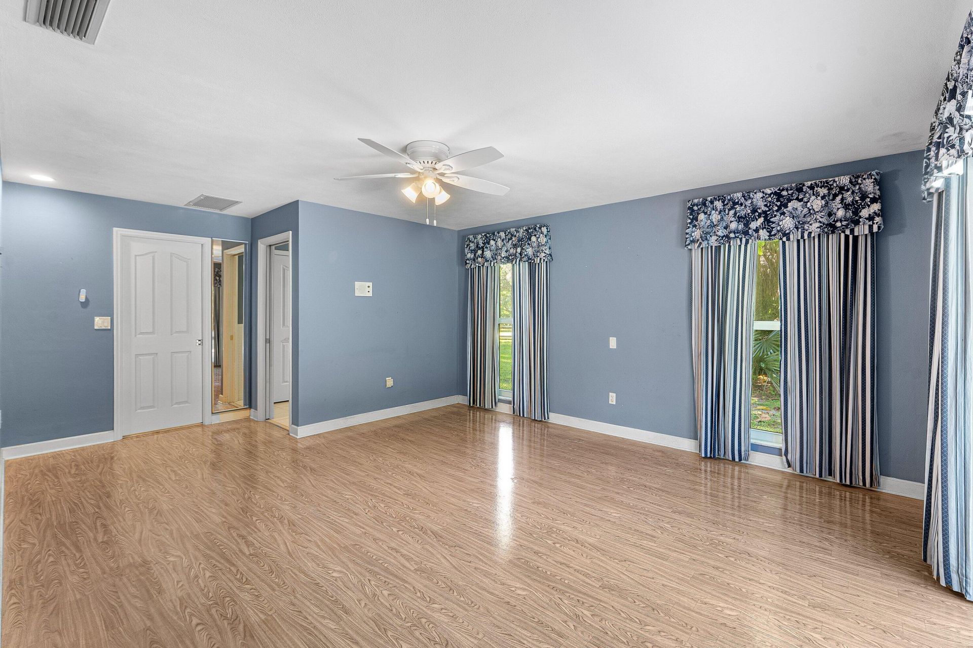 8645 Square Lake Drive, Palm Beach Gardens, FL 33418 Photo