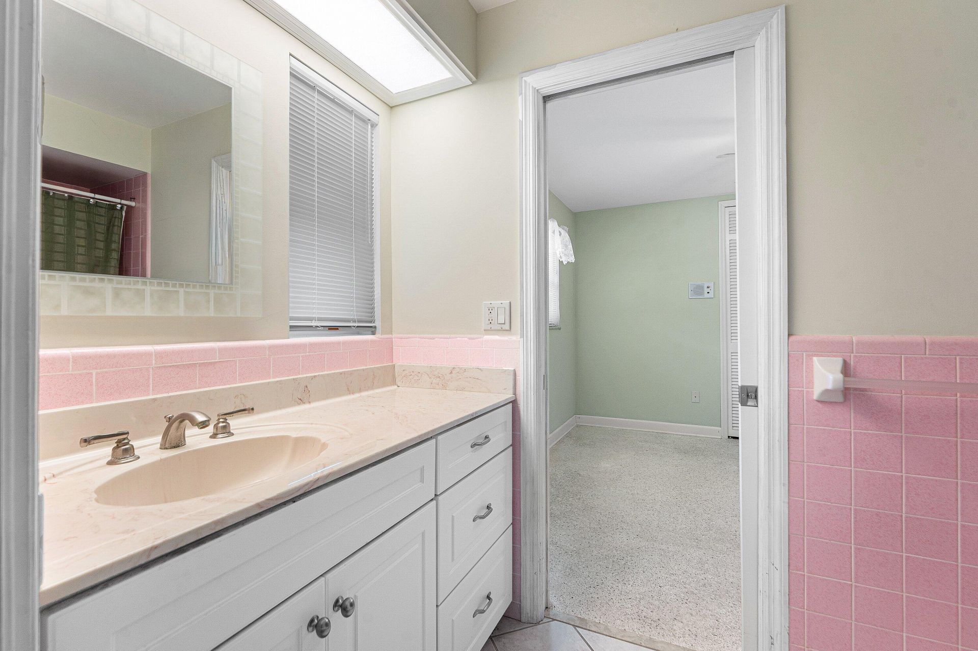 8645 Square Lake Drive, Palm Beach Gardens, FL 33418 Photo