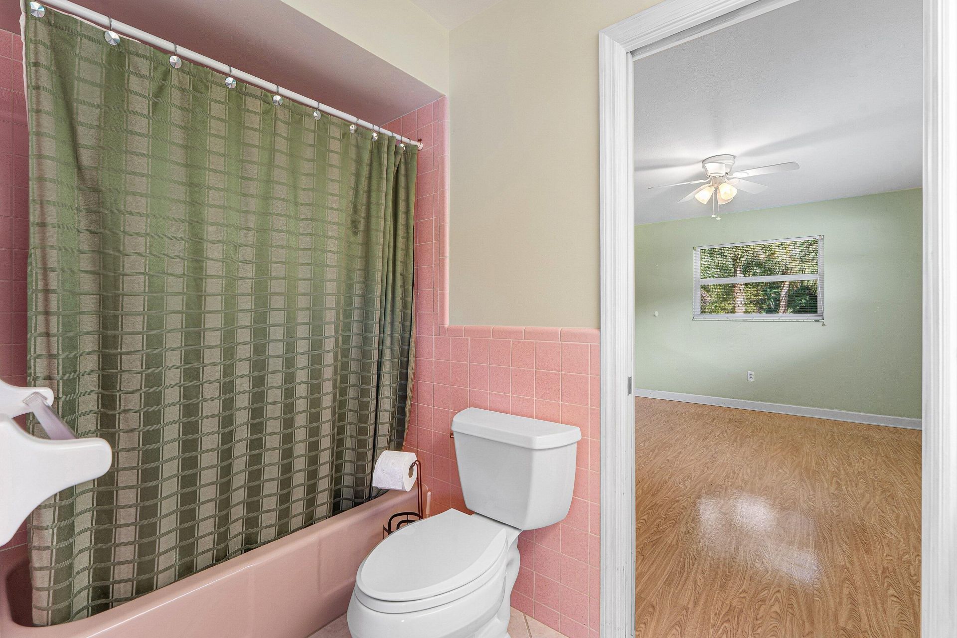 8645 Square Lake Drive, Palm Beach Gardens, FL 33418 Photo