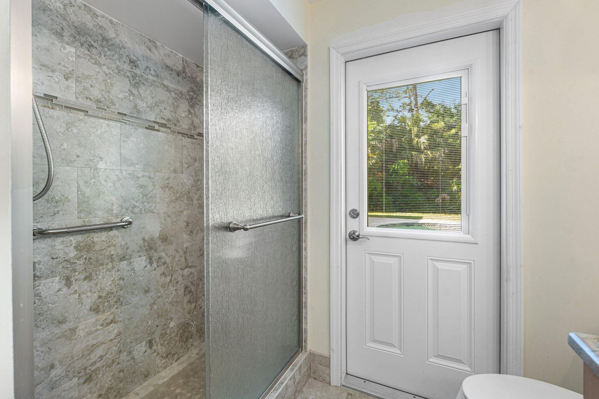 8645 Square Lake Drive, Palm Beach Gardens, FL 33418 Photo