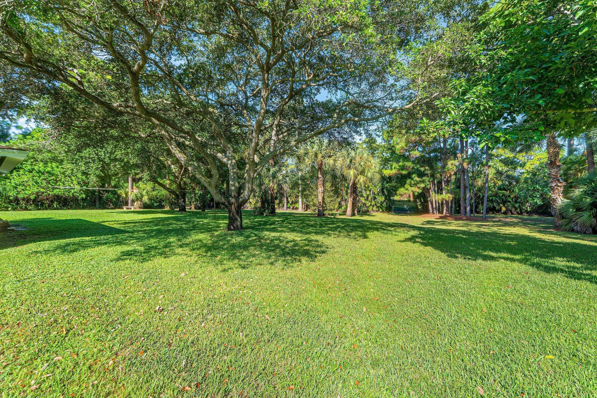 8645 Square Lake Drive, Palm Beach Gardens, FL 33418 Photo