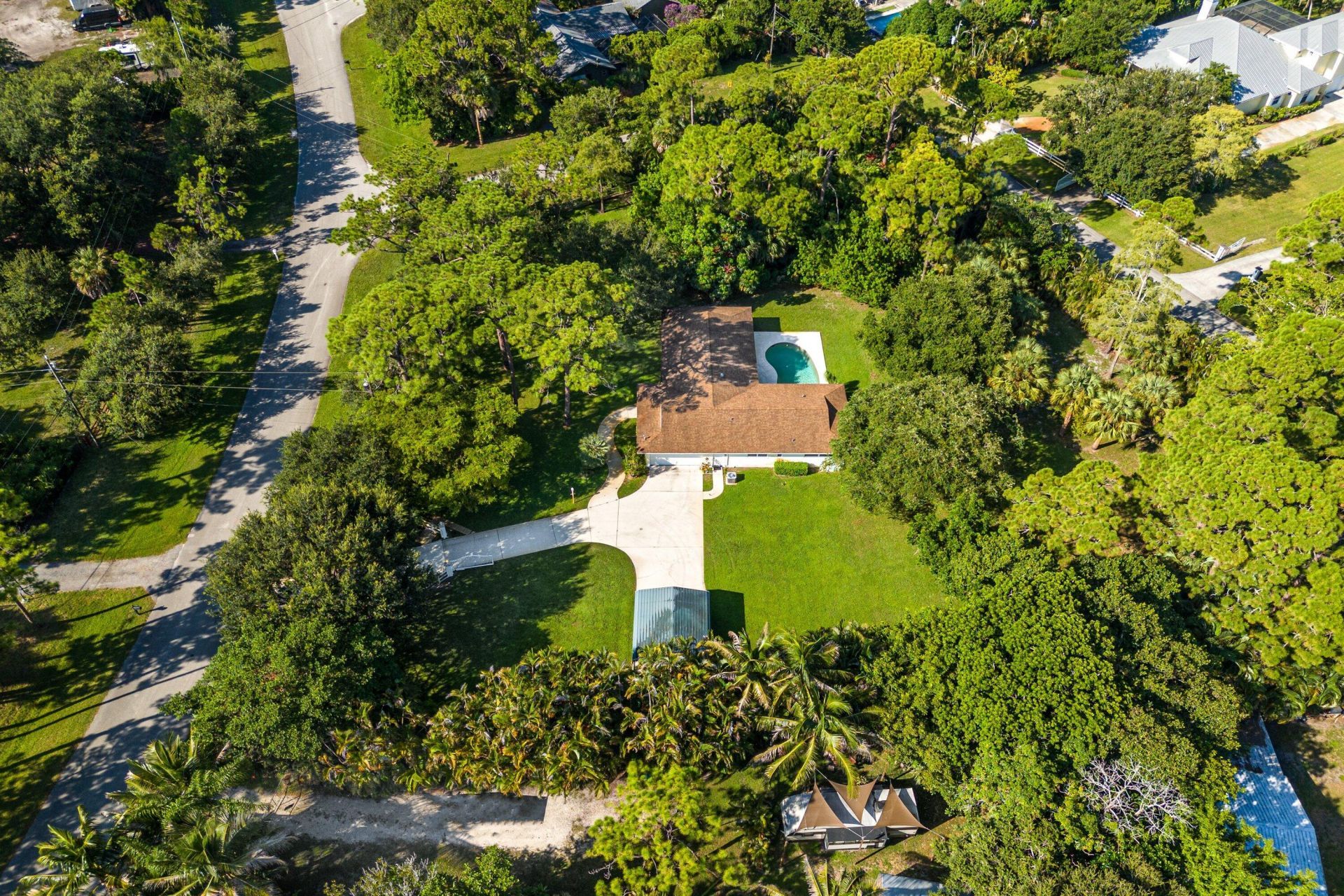 8645 Square Lake Drive, Palm Beach Gardens, FL 33418 Photo