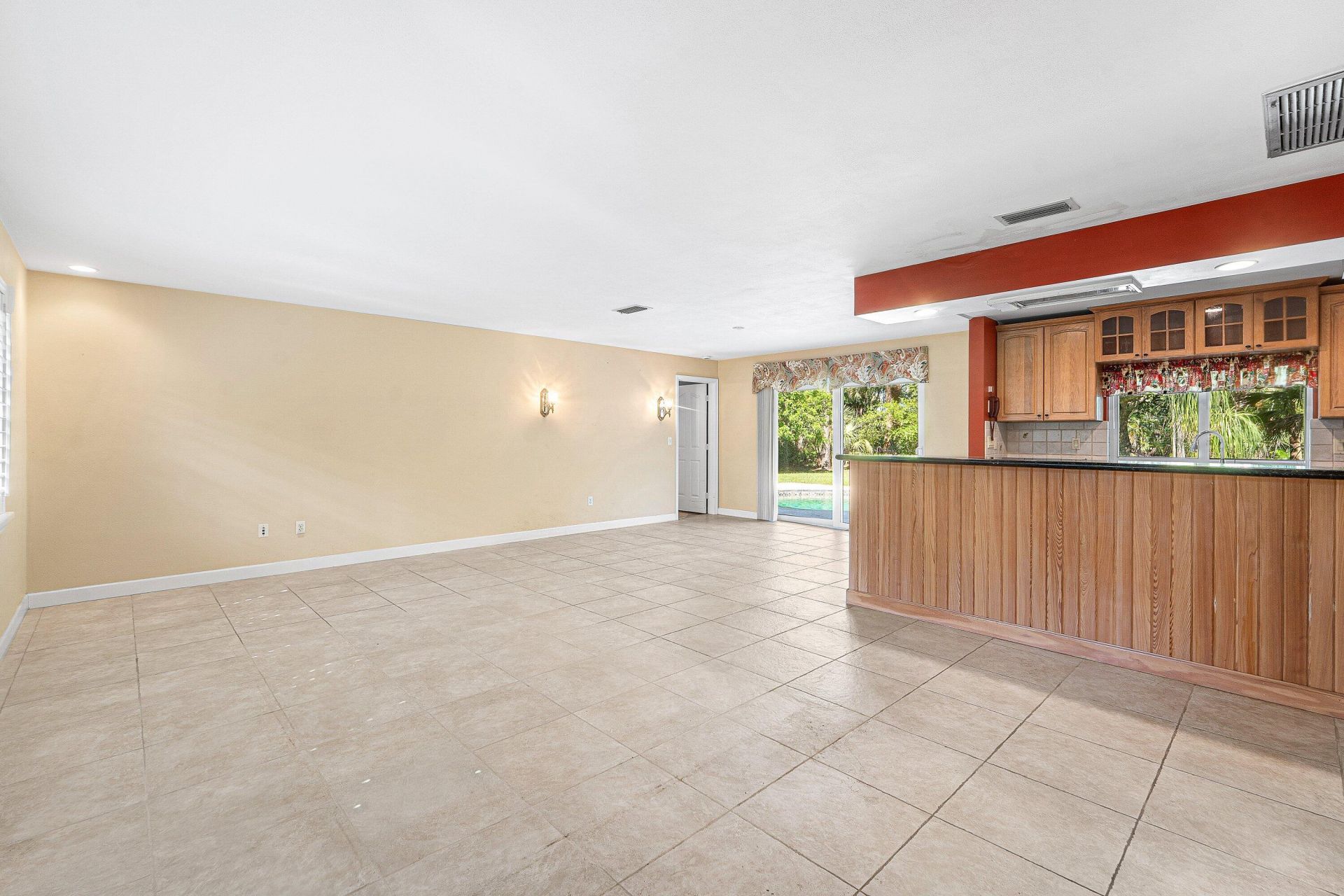 8645 Square Lake Drive, Palm Beach Gardens, FL 33418 Photo