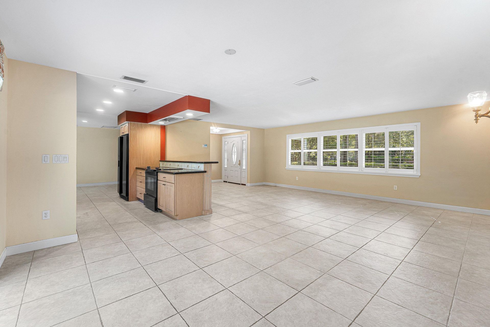 8645 Square Lake Drive, Palm Beach Gardens, FL 33418 Photo