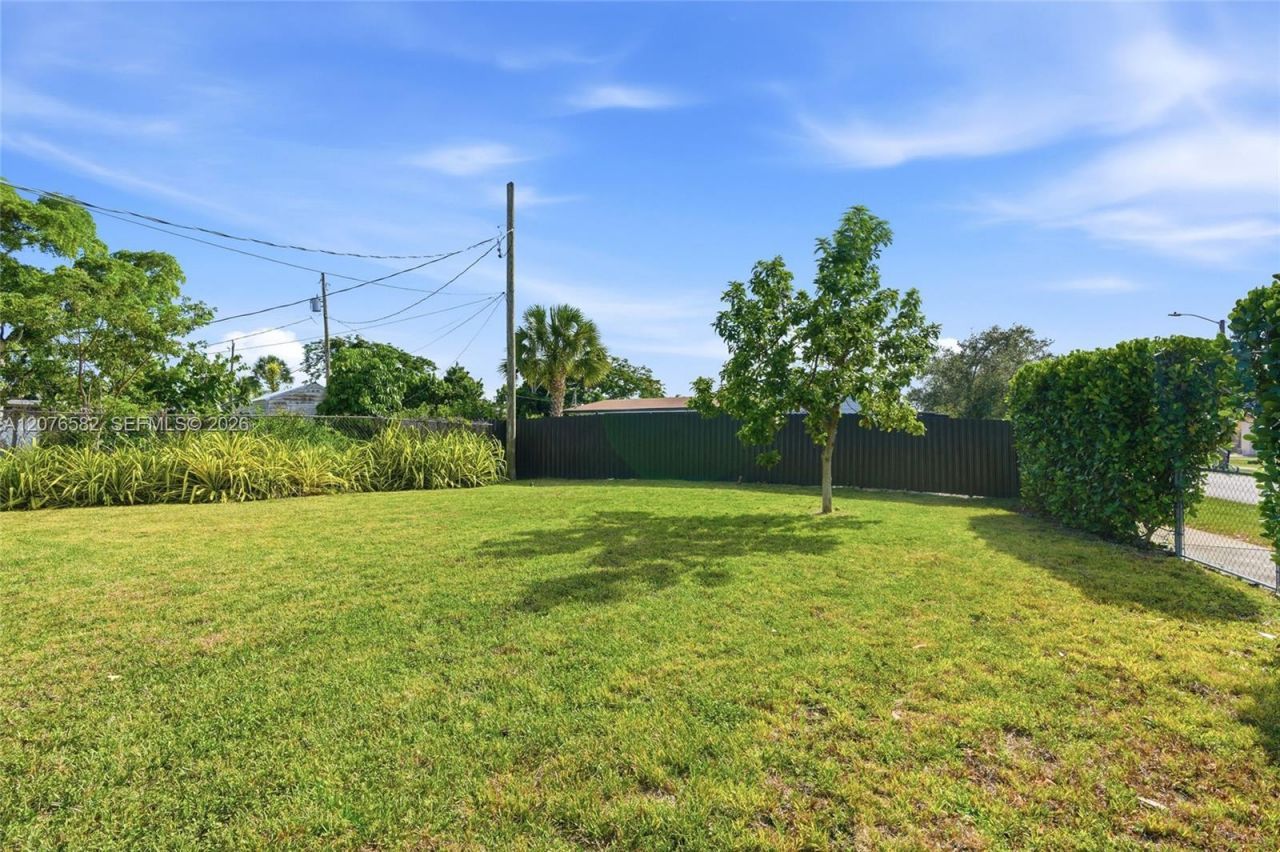 20510 Jacaranda Rd , Cutler Bay, FL 33189 Photo
