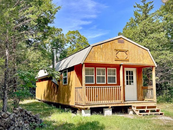 8380 Saint George Road , Hartville, MO 65667