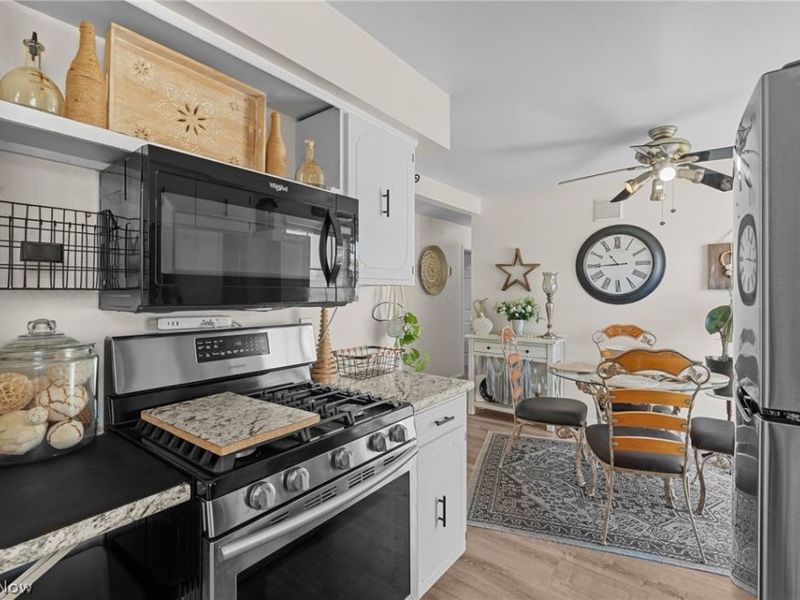 15474 Holland Road, Brook Park, OH 44142 Photo 17