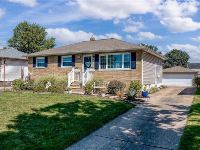15474 Holland Road, Brook Park, OH 44142 Photo 2