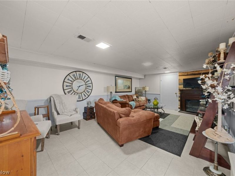 15474 Holland Road, Brook Park, OH 44142 Photo 27