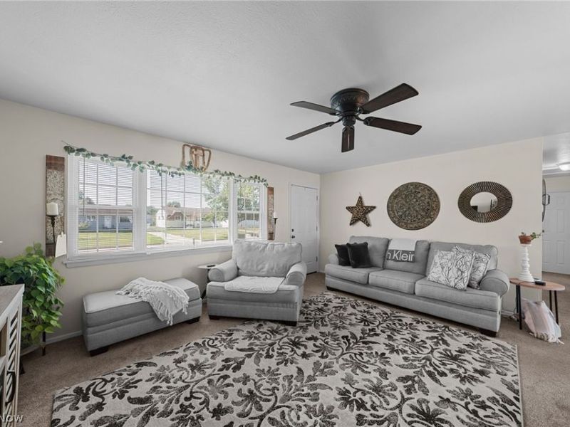 15474 Holland Road, Brook Park, OH 44142 Photo 7