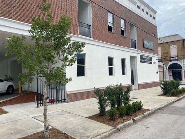 2004 N HOWARD AVENUE , Unit 105, TAMPA, FL 33607