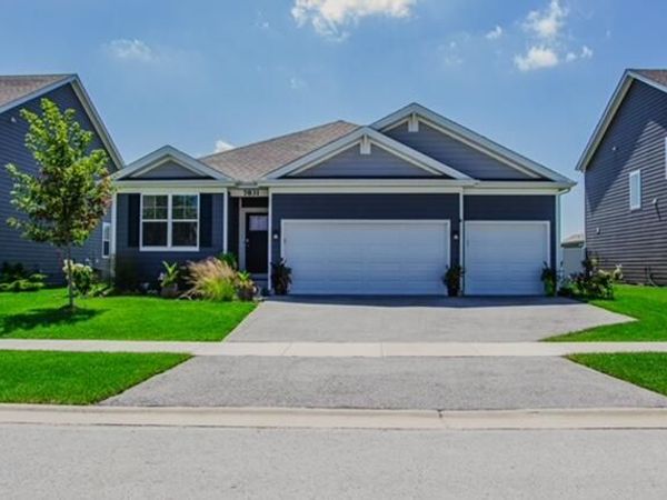 7831 W 105th Place, Crown Point, IN 46307