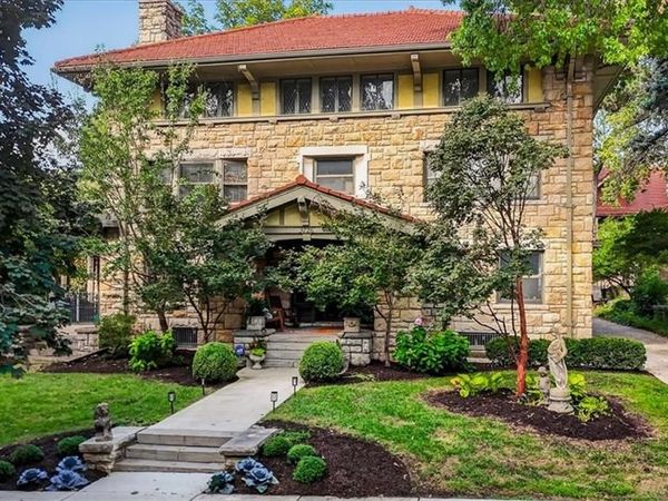3726 Madison Avenue, Kansas City, MO 64111