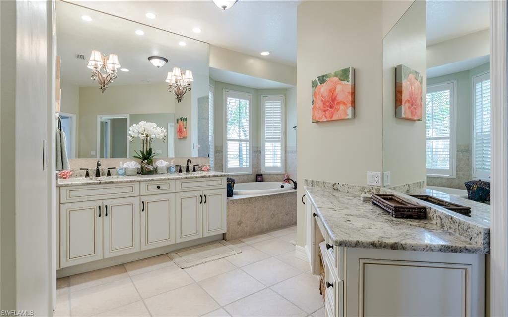 2317 SW 43rd Ln, Cape Coral, FL 33914 Photo
