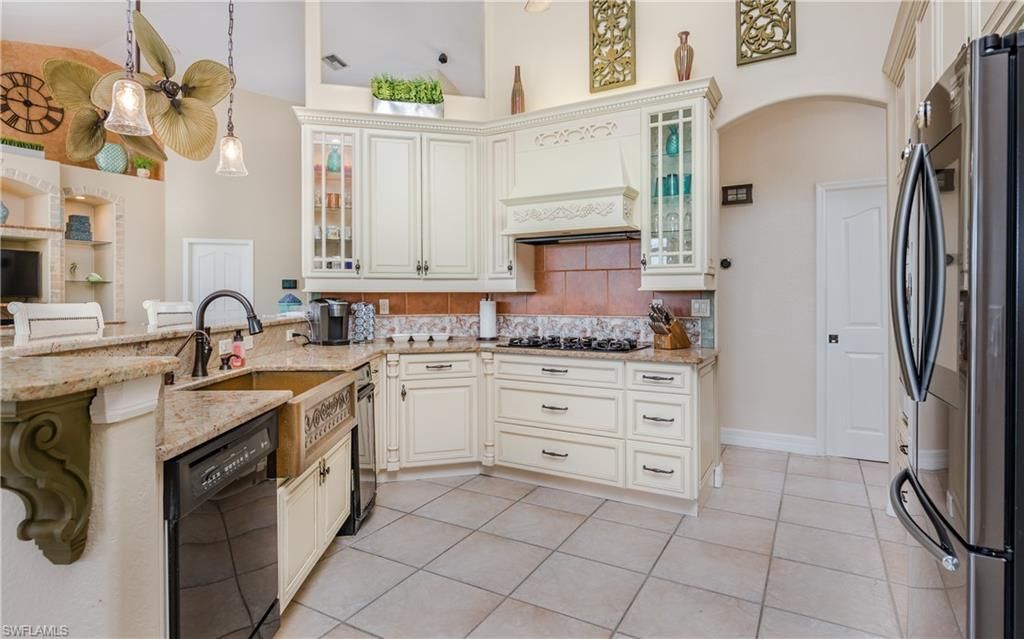 2317 SW 43rd Ln, Cape Coral, FL 33914 Photo