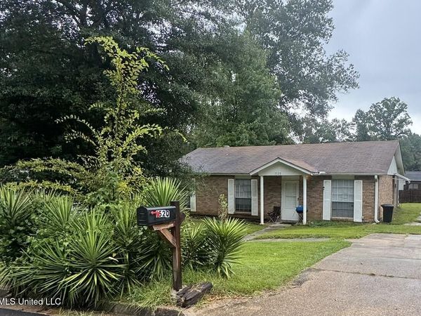 1520 Cedar Pine Drive, Jackson, MS 39212