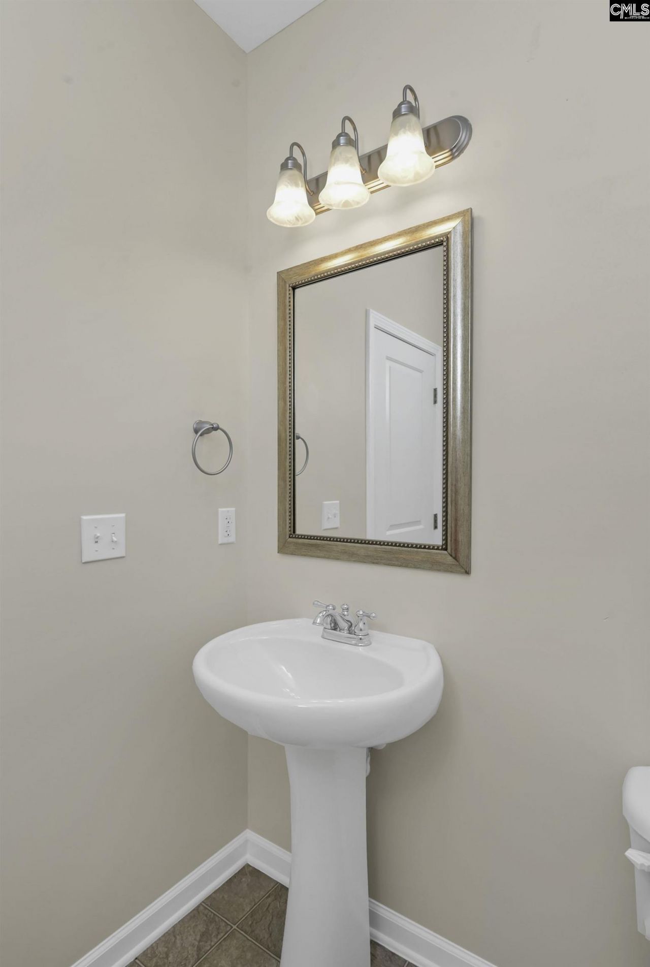 345 Eastfair Drive  Photo 33