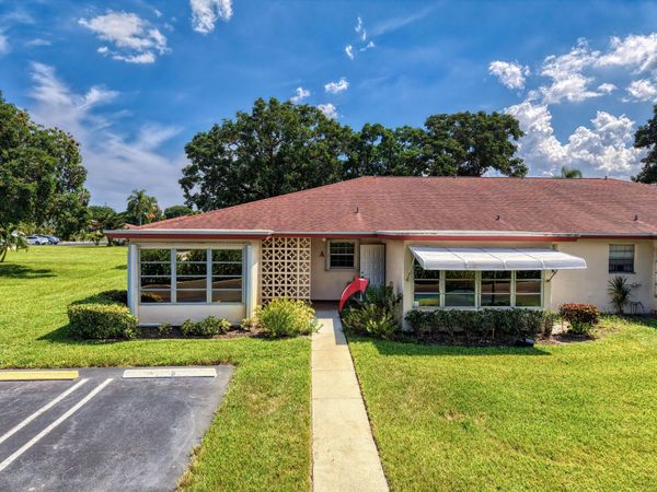 4550 NW 4TH Street, Unit B, Delray Beach, FL 33445